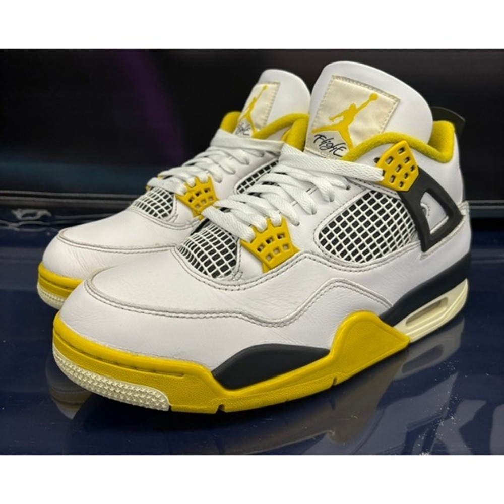 Jordan 4 Retro Vivid Sulfur (2024) AQ9129-101 Womens sneakers size 11 / 9.5 Men